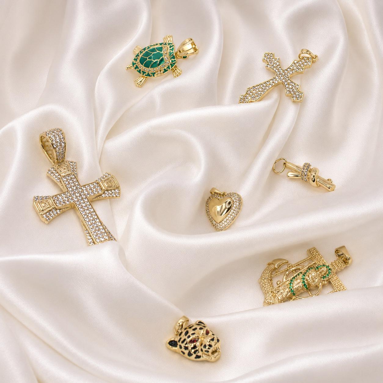 INITIAL PENDANTS